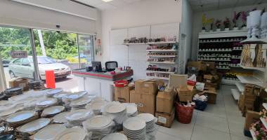 a louer local commercial 300m²  st andre 