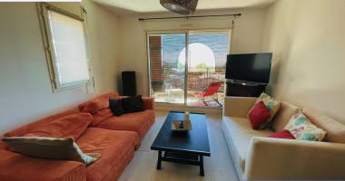 appartement meublé sainte-clotilde résidence jardin de la roseraie