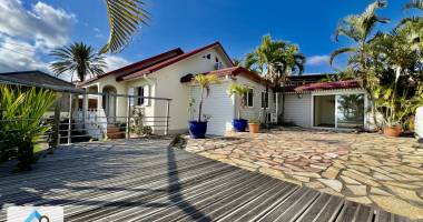 tampon 97430 - belle villa f5 - beaux volumes - vue panoramique - quartier agrÉable - proximitÉ des commoditÉs