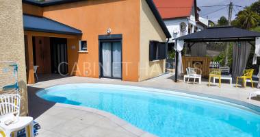 a vendre  - maison t5 d'environ 125 m2 - les avirons - 550 000 € hai