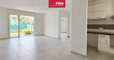 saint denis appartement f4 de plain-pied avec jardins  résidence récente et sécurisée