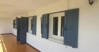 maison creole de type f5 avec un grand et magnifique jardin arboré