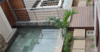 flic en flac à louer magnifique appartement 3 chambres dans résidence sécurisée avec piscine.