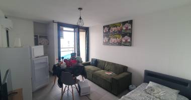 a vendre t2 st denis proche fac 