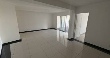 appartement saint denis 3 pièce(s) 74.96 m2