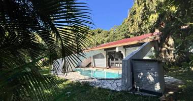proprit - 8 pices - terrain de 4800 m