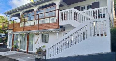 saint joseph 97480 - villa confortable spacieuse - bonne rentabilitÉ locative - vue mer imprenable