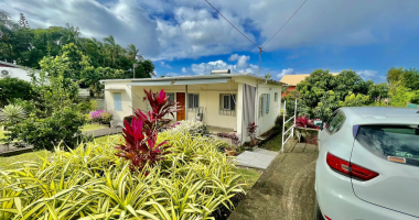 saint philippe 97442 - villa À rafraÎchir - terrain plat et piscinable - environnement prisÉ