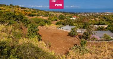 prmi : bas du guillaume, terrain  800 m2 , dont 470m² constructible, vue mer