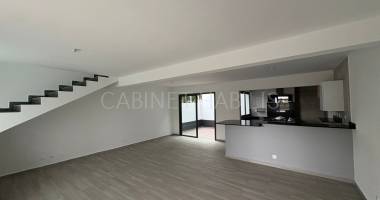 a louer - maison de type 3 d'environ 95.29 m2 - saint-pierre - 1 277.00 €