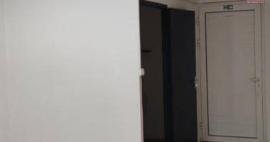 a louer local professionnel/ commercial sur sainte marie/ grande montée