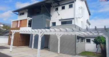 a louer bel et spacieux appartement f4 de 98,73 m2 à la saline les hauts!