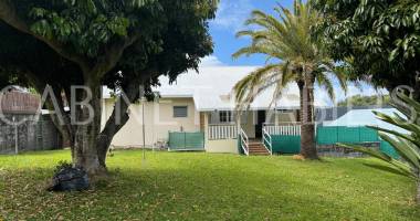 a vendre - ensemble immobilier - 176,53 m2 environ - petite-ile - 530 000 €