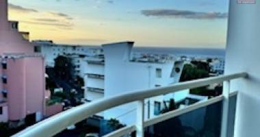 a louer ce jolie appartement de type f1 meublé sur la résidence proxima à sainte clotilde.