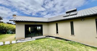 saint pierre 97410 - villa f4 recente - confortable -  sous sol - vue mer - au calme