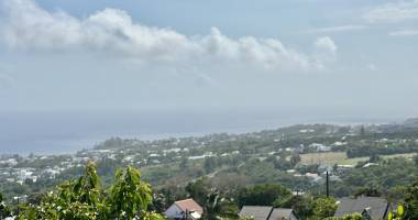 saint joseph 97480 - villa f4 avec vue degagee - lumineuse - chambres confortable - facile d'acces