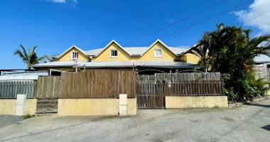 idéal investisseur - rentabilité 7,3% ! vente en exclusivité en bloc : 5 maisons à la rivière saint-louis