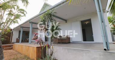 villa - proximité immédiate de la mer