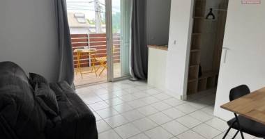 a louer studio meuble neufs proche de l'université au tampon